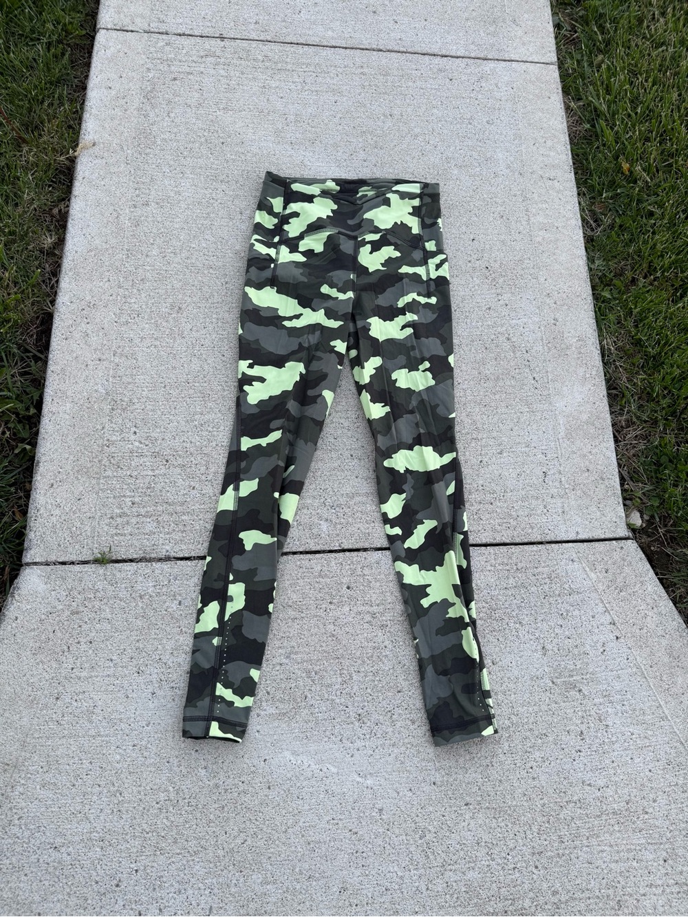 Women’s Lululemon Camo Leggings